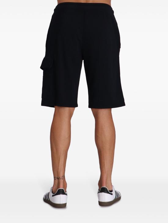 Short pants