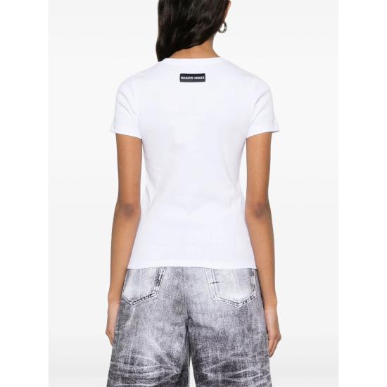 Short -sleeved t -shirt