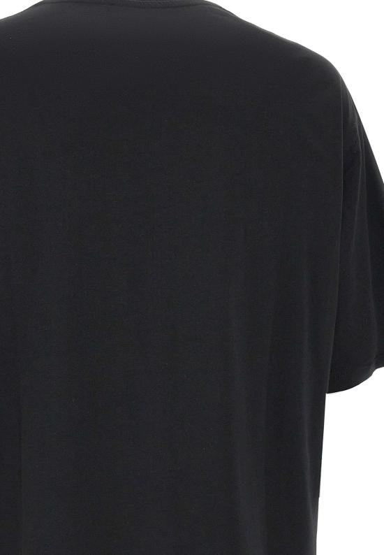 Short -sleeved t -shirt