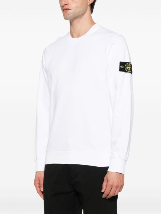 Long -sleeved t -shirt