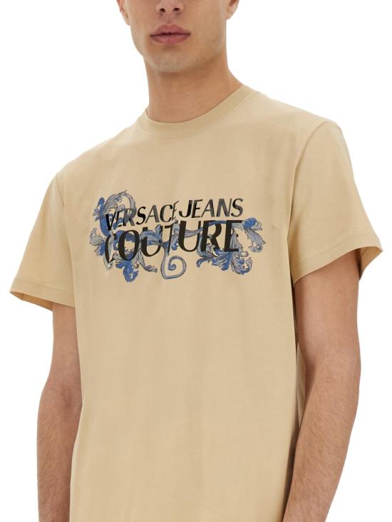 Short sleeve t -shirt