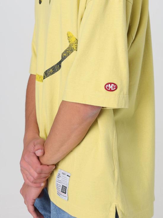 Short -sleeved t -shirt