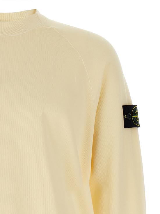 Long -sleeved t -shirt