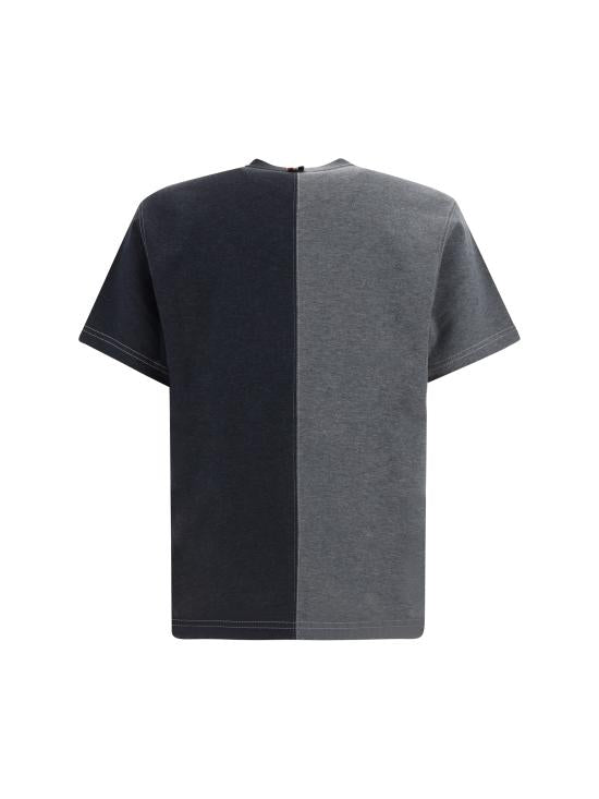 Short -sleeved t -shirt