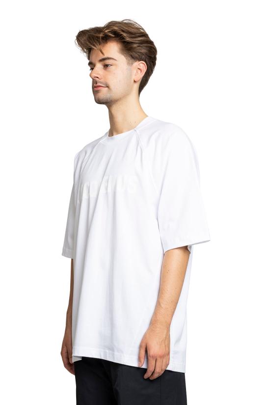 Short sleeve t -shirt