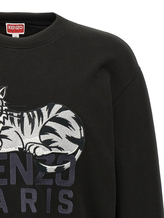 Long -sleeved t -shirt