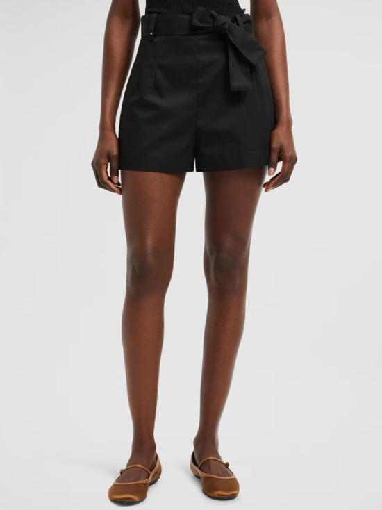 Short pants