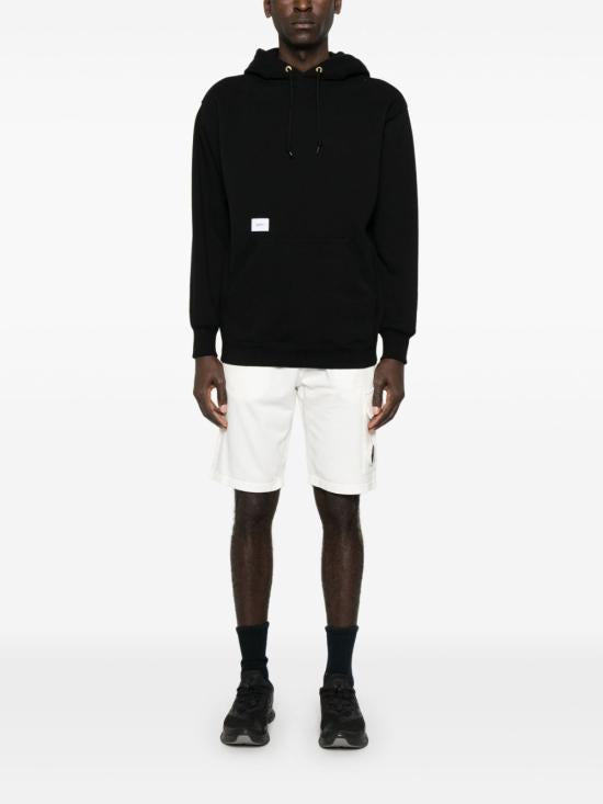 Short pants