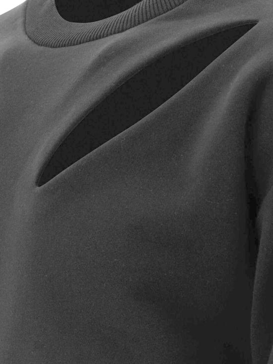 Long -sleeved t -shirt