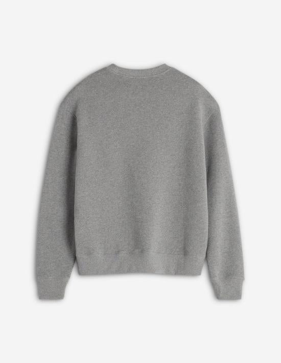 Long -sleeved t -shirt
