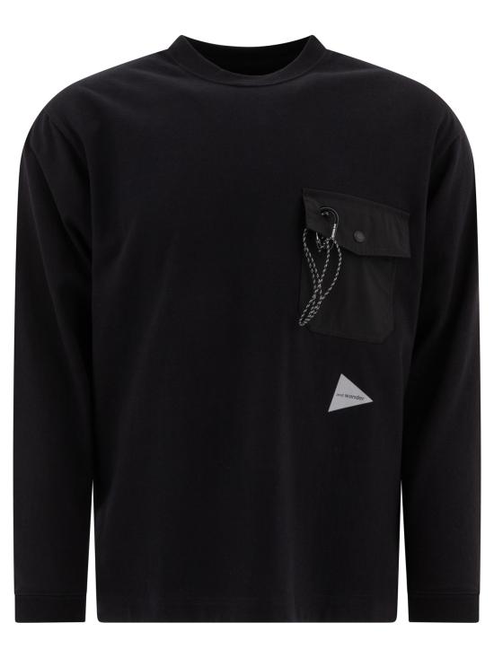 Long-sleeved shirt