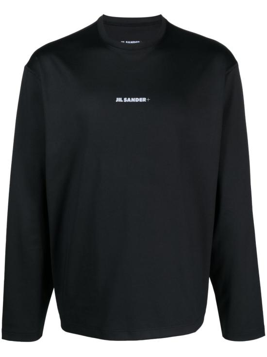 Long -sleeved t -shirt