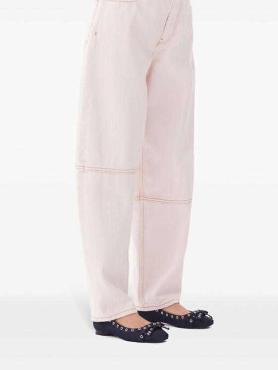 Flat shoes