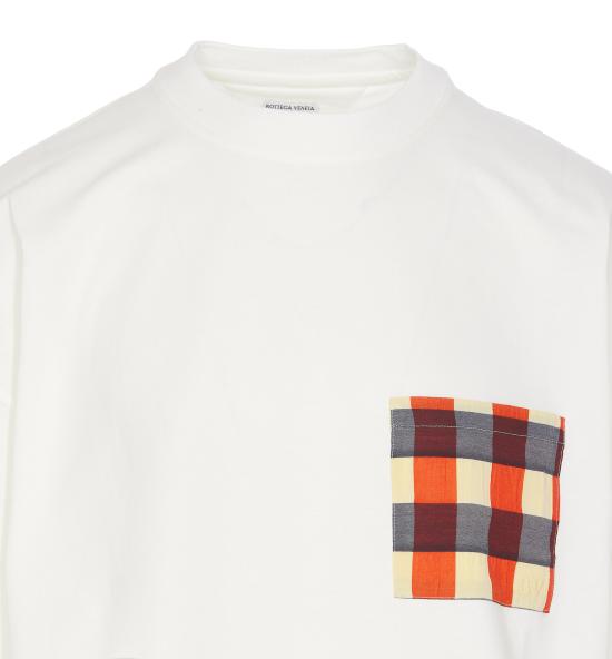 Short -sleeved t -shirt