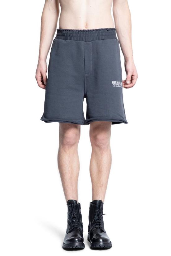 Short pants