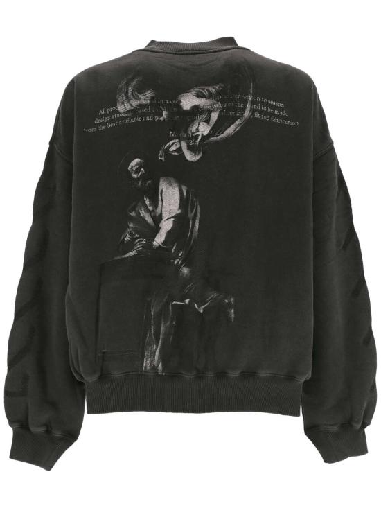 Long -sleeved t -shirt