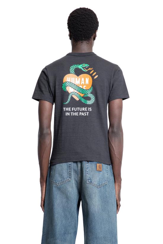 Long -sleeved t -shirt