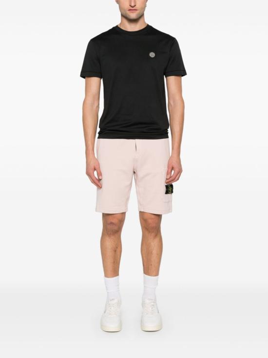 Short -sleeved t -shirt