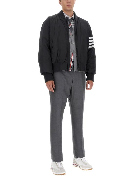 V-NECK CARDIGAN