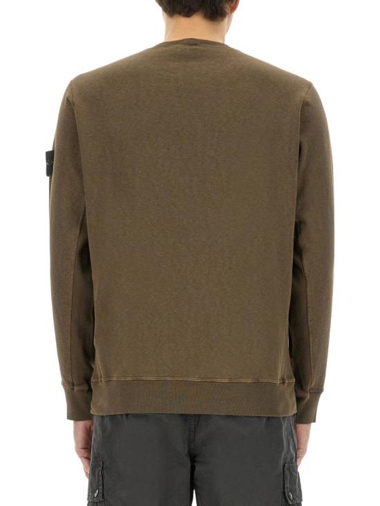 Long -sleeved t -shirt