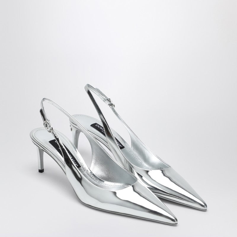 Metallic silver leather slingback with décolleté