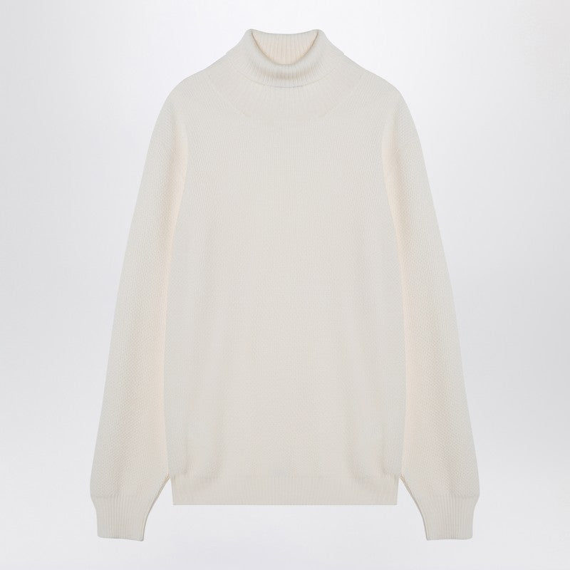 White Virgin Wool Turtleneck