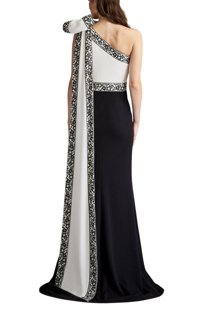 DOMINI TWO-TONE BOW SHOULDER GOWN