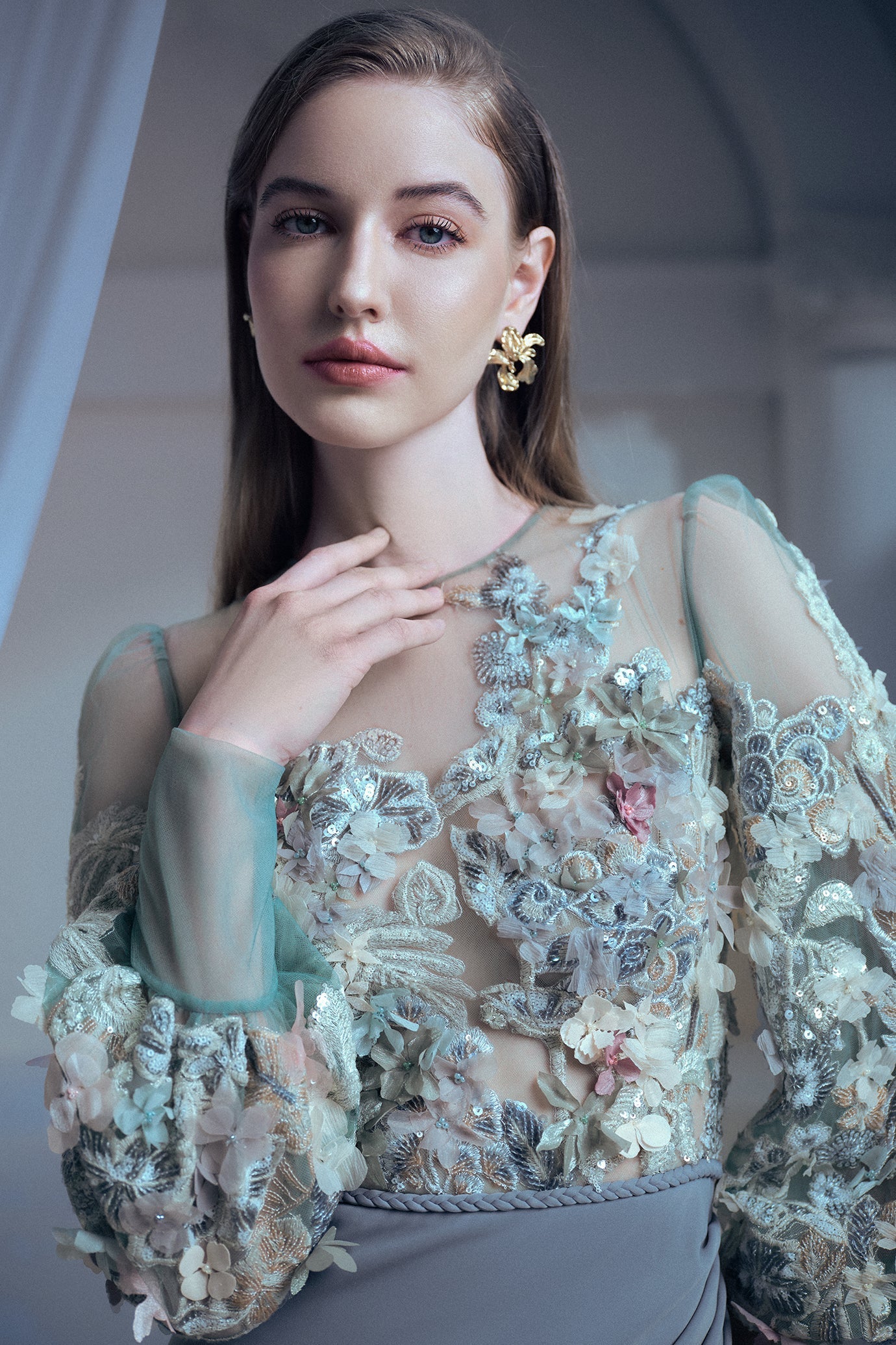 GREY FITTED DRAPES FLORAL GOWN