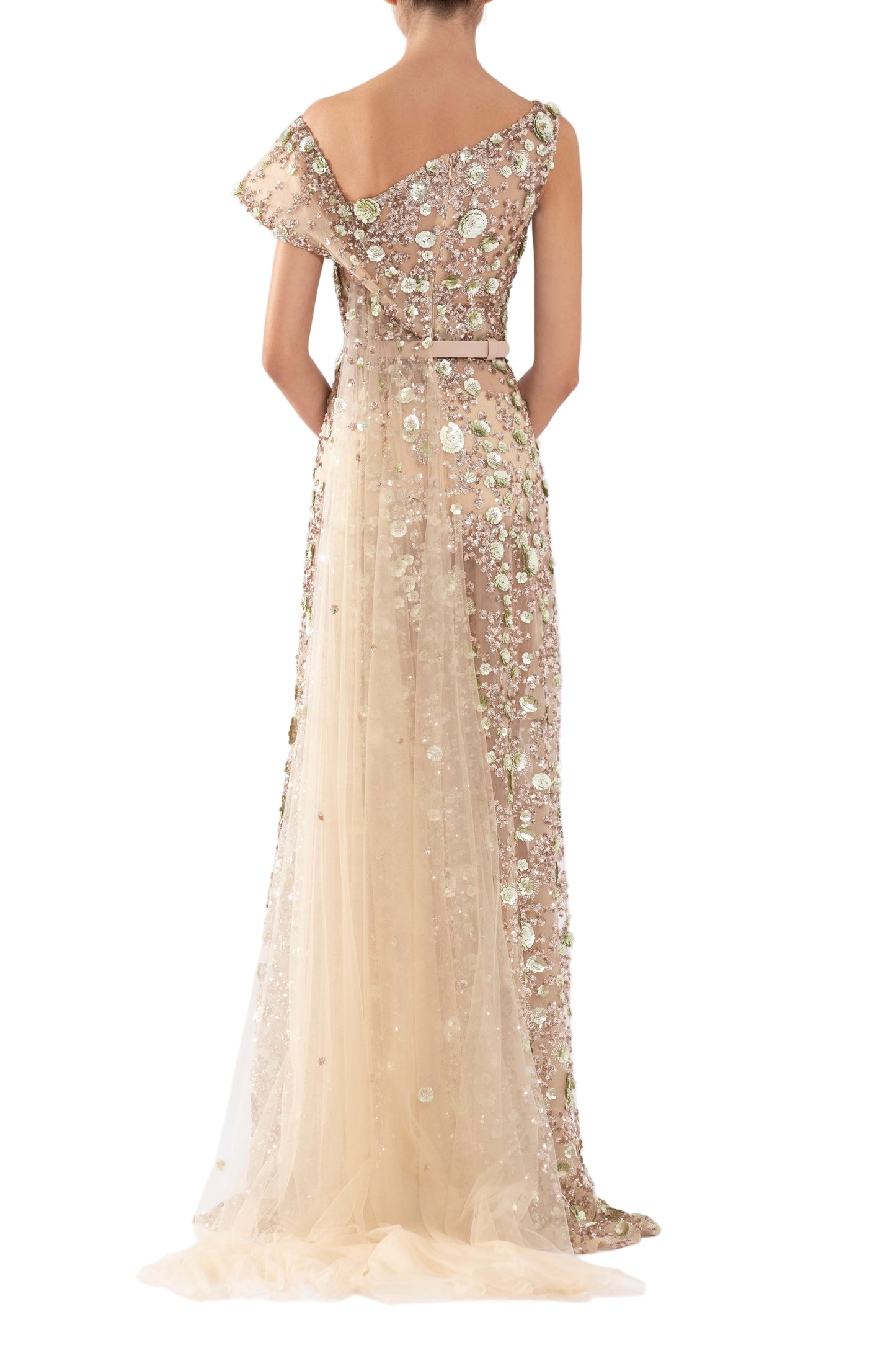 tulle-dress,-with-envelope-skirt-and-off-shoulder-sleeve-and-tulle-tail-rtwss24-4