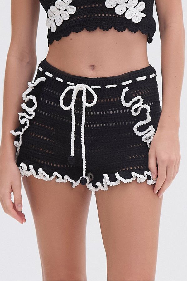 POPPY CROCHET FLOWER SHORT
