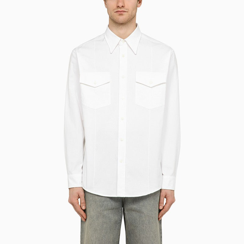 Change long-sleeved shirt white