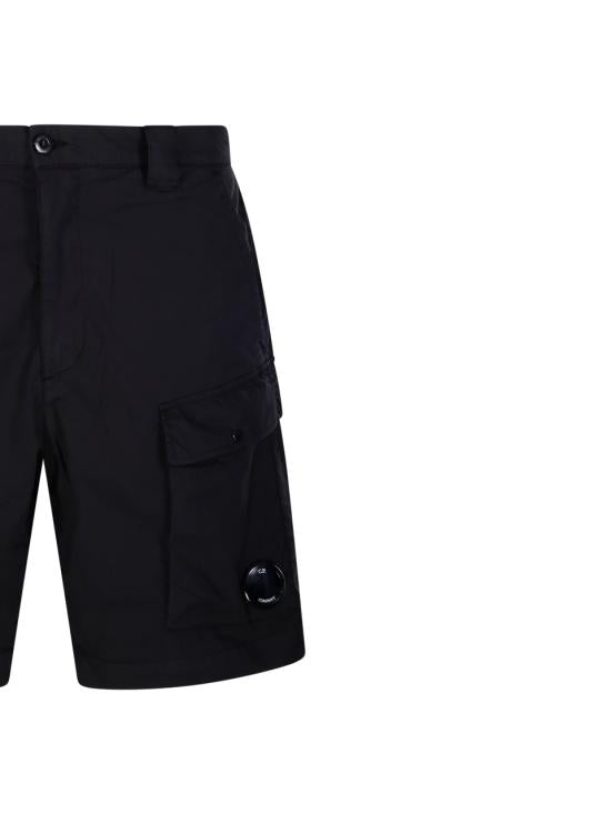 Short pants
