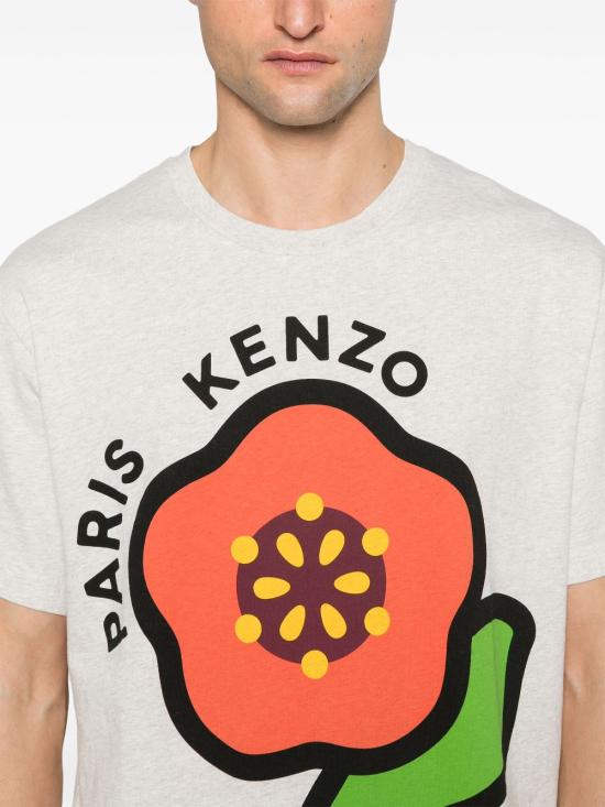 Short -sleeved t -shirt
