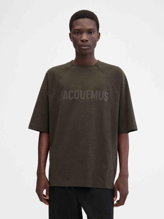 Short sleeve t -shirt