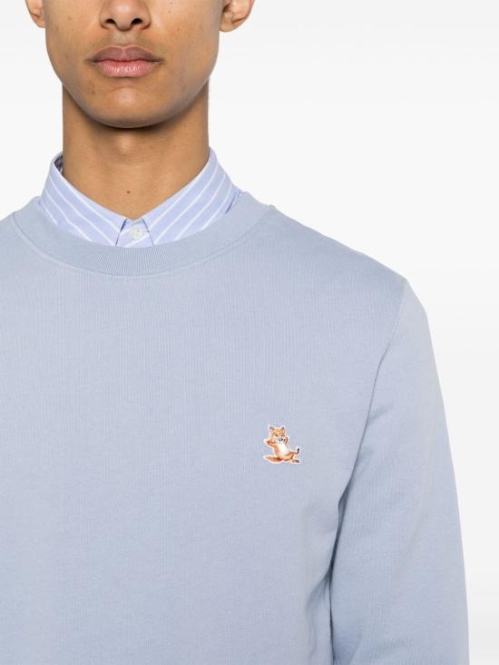 Long -sleeved t -shirt