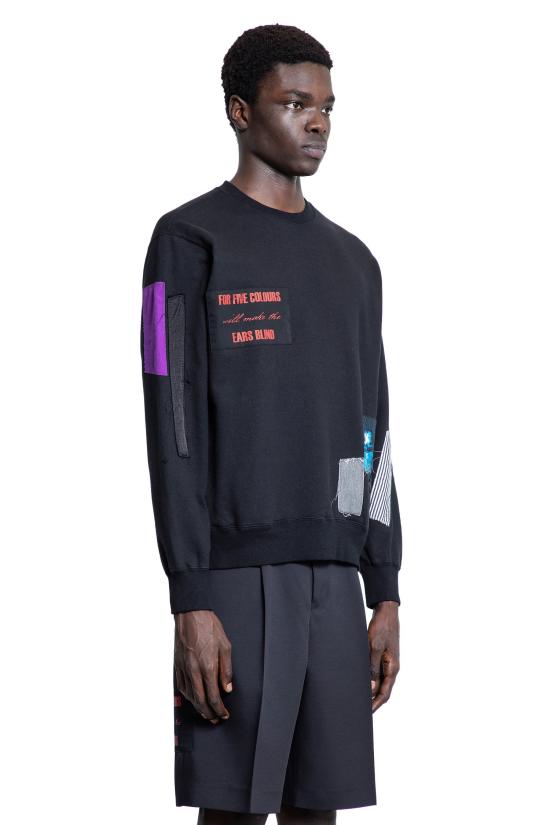 Long -sleeved t -shirt