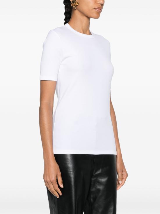 Short -sleeved t -shirt