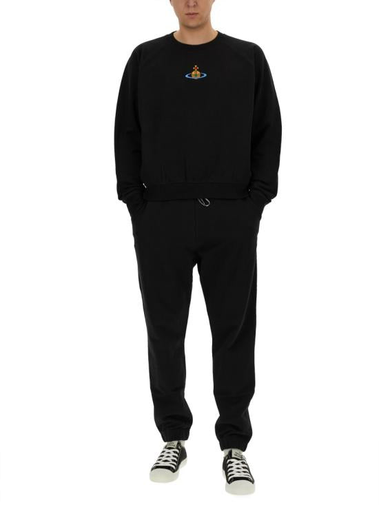 Long-sleeved t-shirt