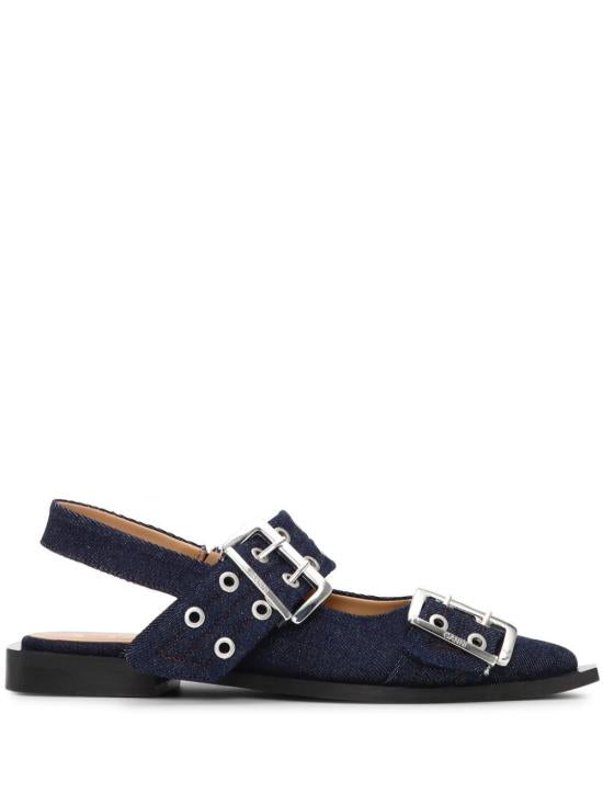 Flat shoes