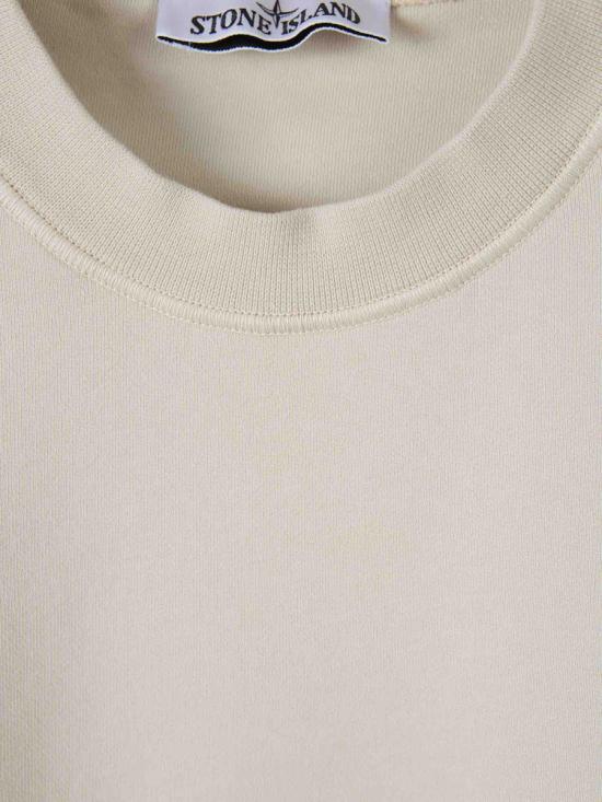 Long -sleeved t -shirt