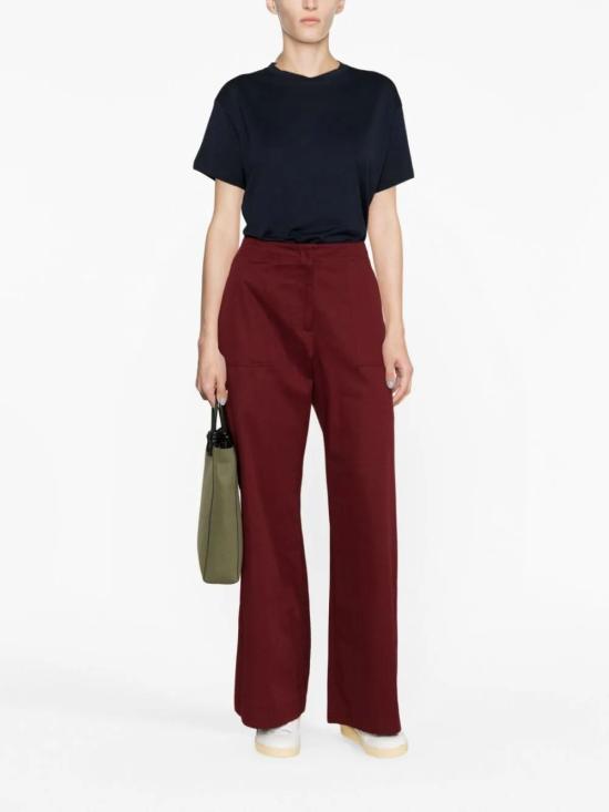Short -sleeved t -shirt