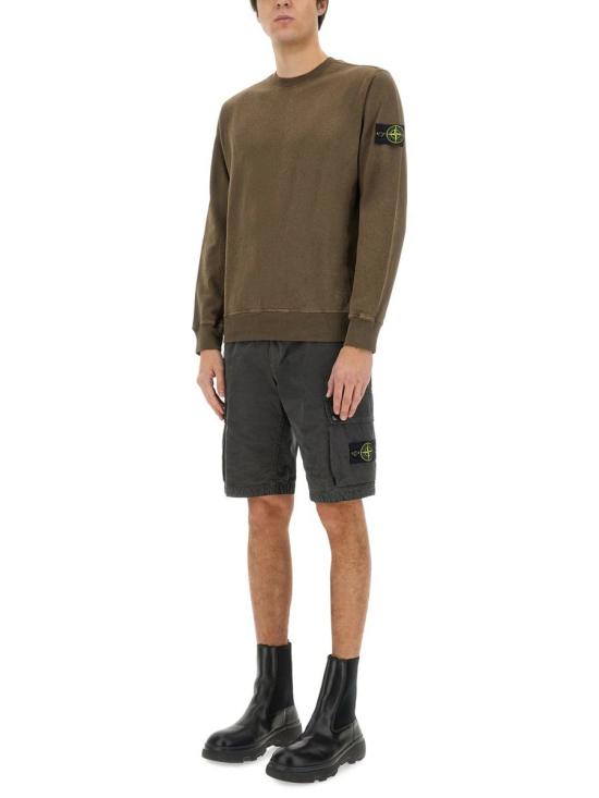 Long -sleeved t -shirt