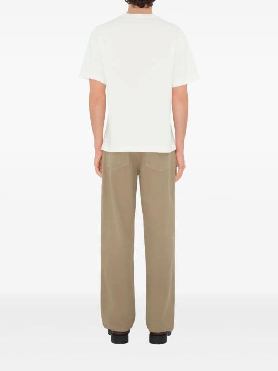 Short -sleeved t -shirt