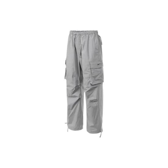 Straight pants