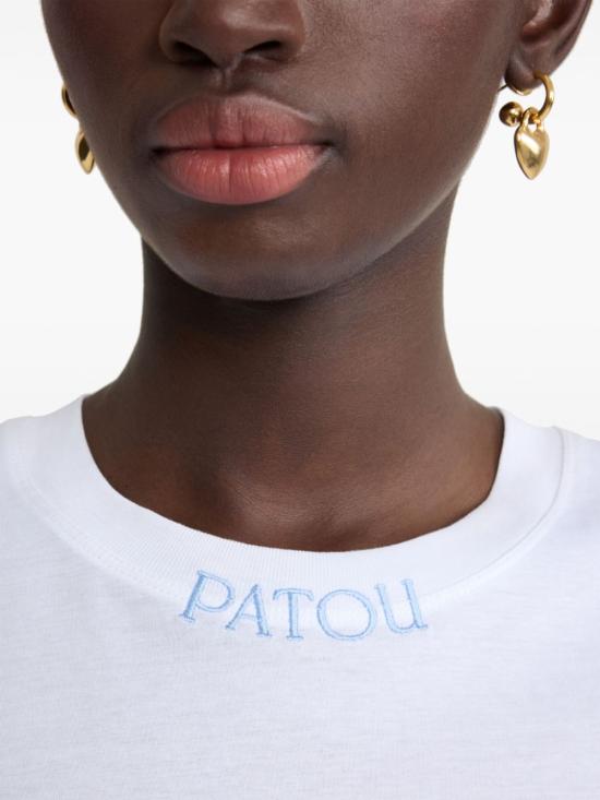 Short -sleeved t -shirt