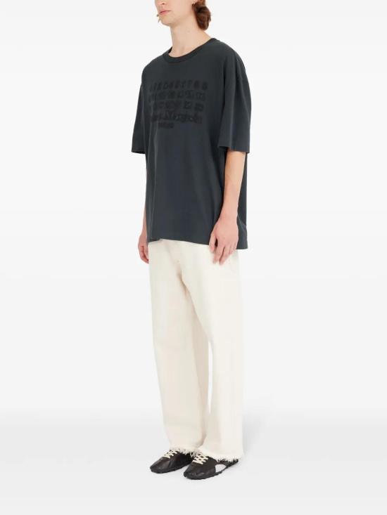 Long -sleeved t -shirt