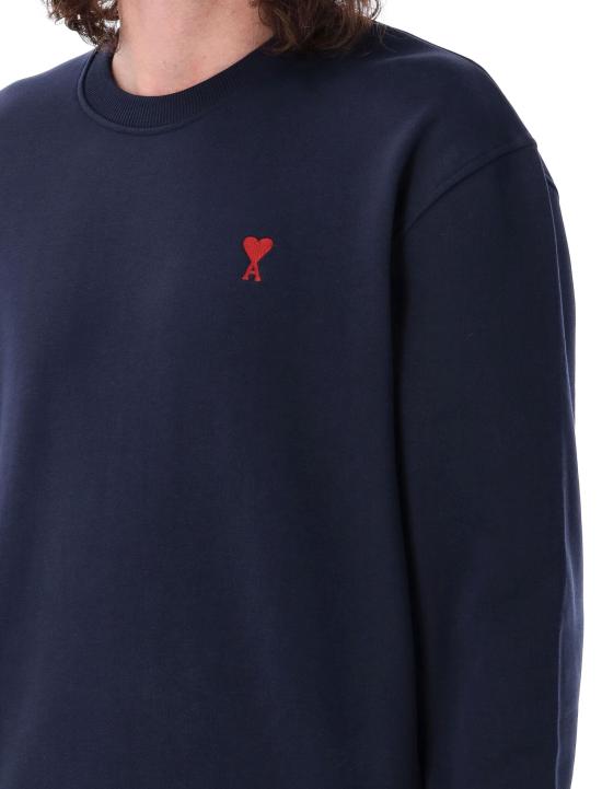 Long-sleeved t-shirt