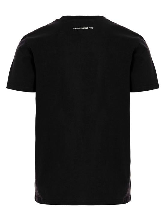 Short -sleeved t -shirt