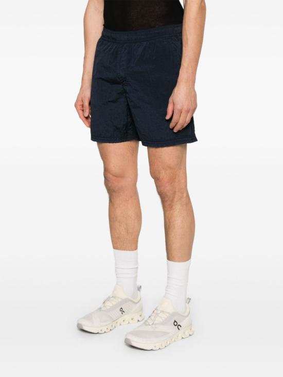 Short pants