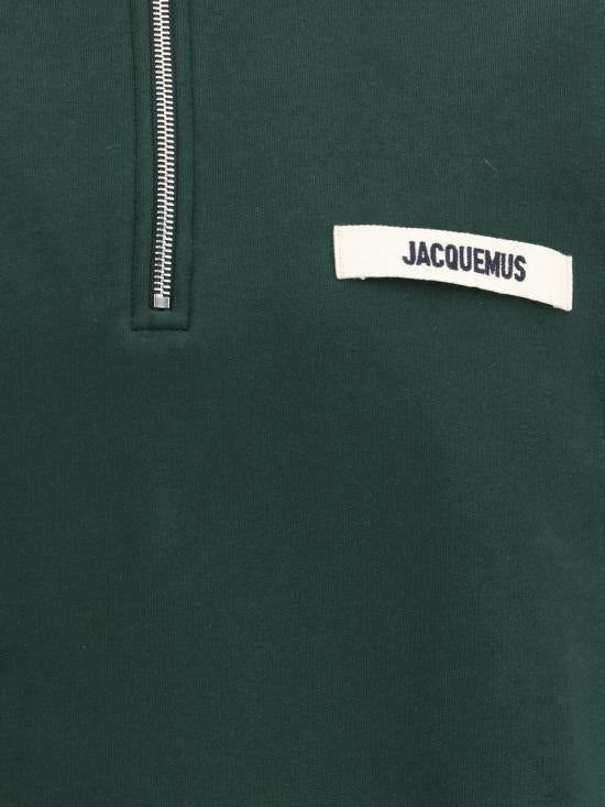 Long -sleeved t -shirt